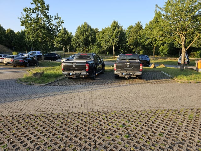 Schritt 1: Auto kaufen. Schritt 2: Marke wählen